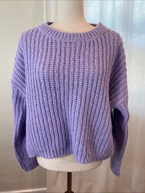 Self Contrast Darla Sweater in Lilac Ribbed Crewneck Style. Size L. NWT